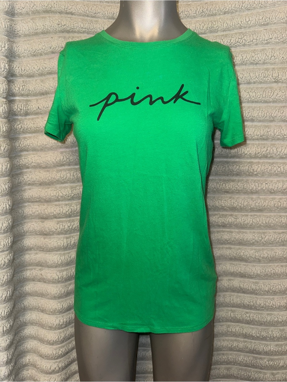 Victoria’s Secret PINK Green Script Logo Tee Size S